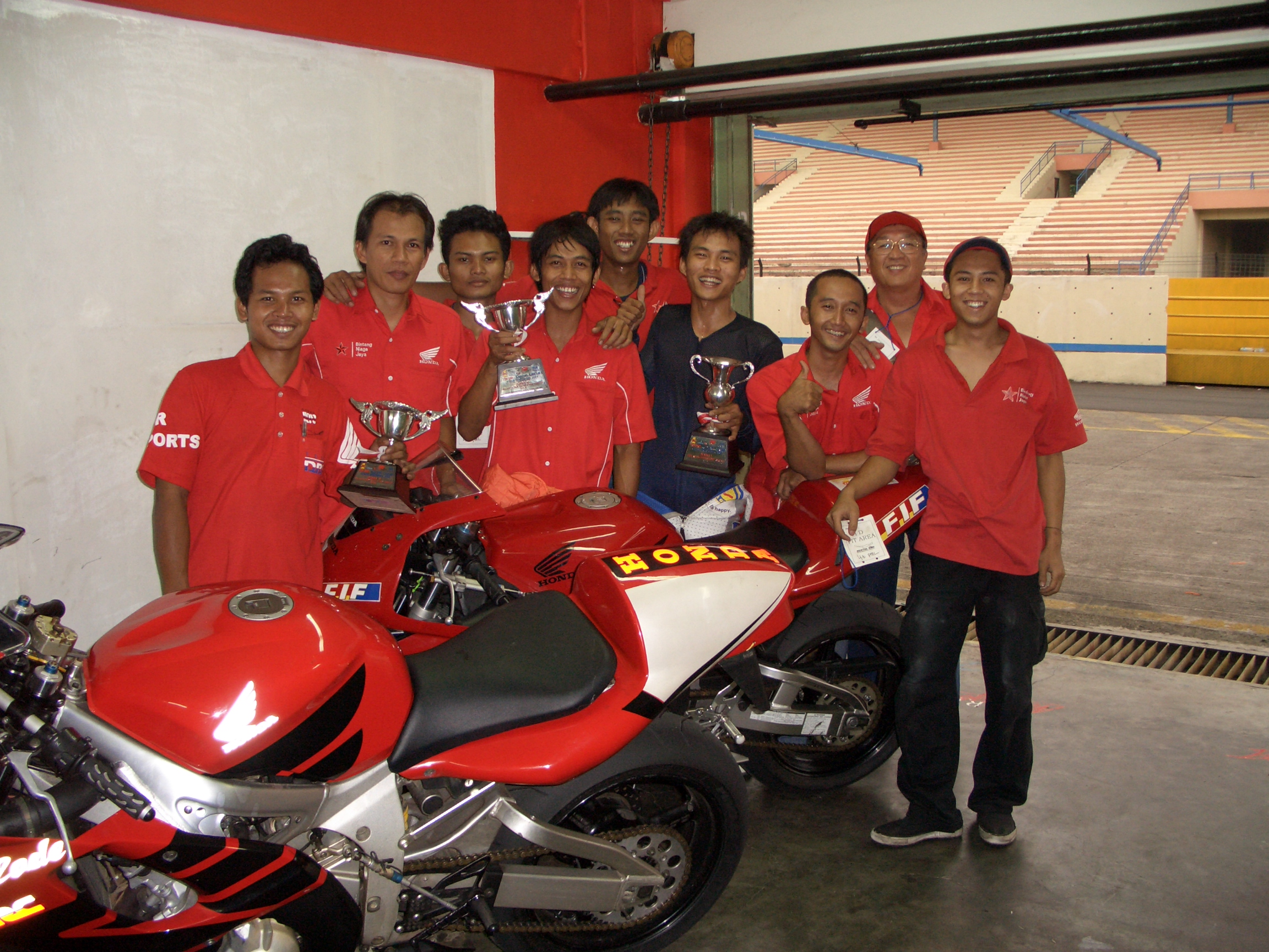 Workshop BRT awal produksi sparepart racing