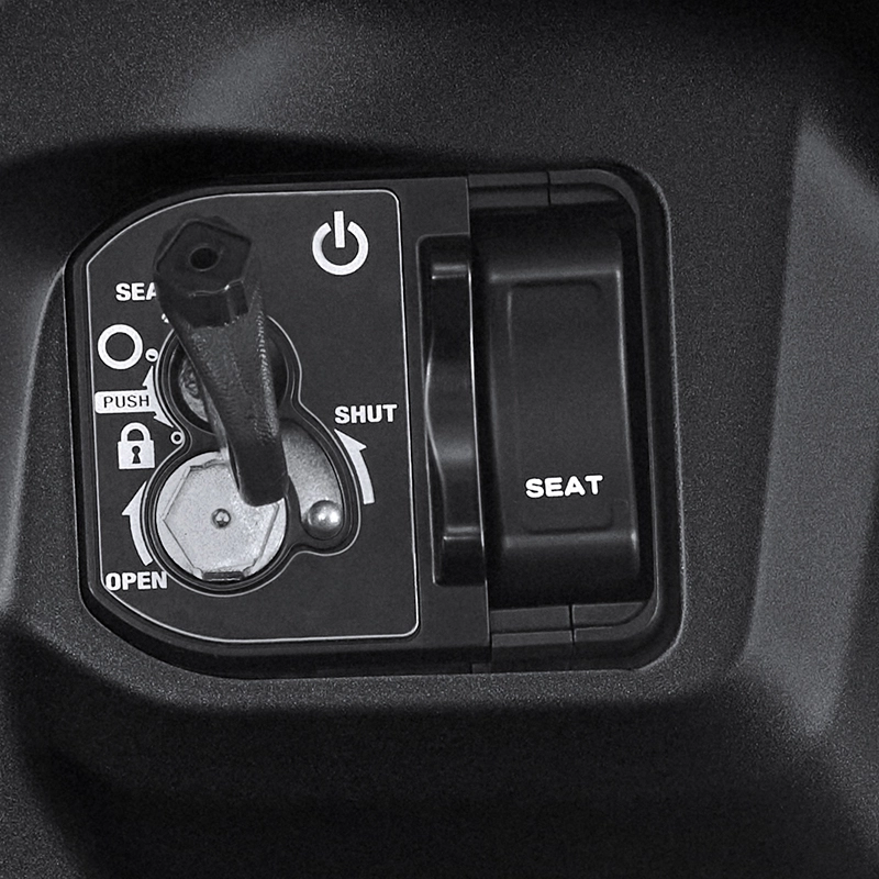 Pengaman Kunci Kontak dengan Tombol Pembuka Jok