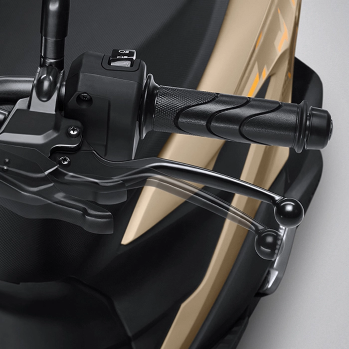 Fitur Tuas Pengunci Rem