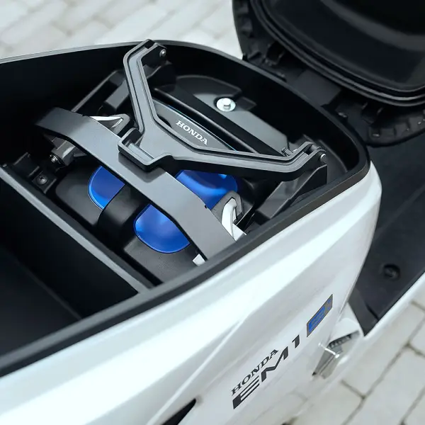 Keunggulan Fitur Battery Safety-Lock