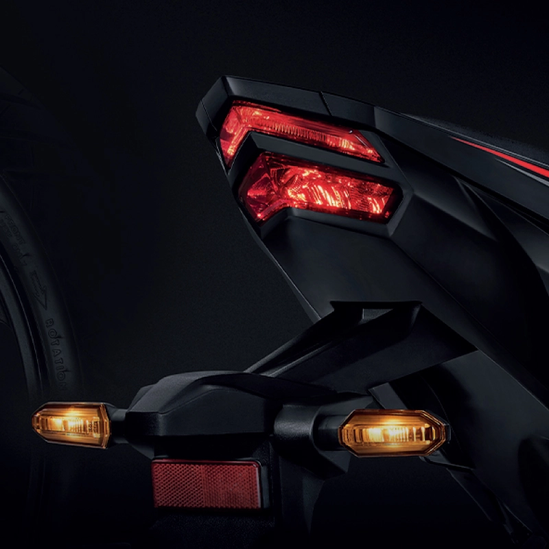 Fitur Emergency Stop Signal